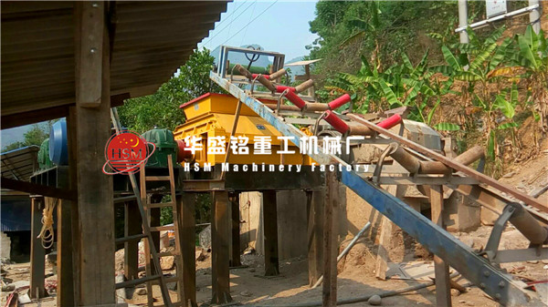 對輥制砂機現(xiàn)場圖